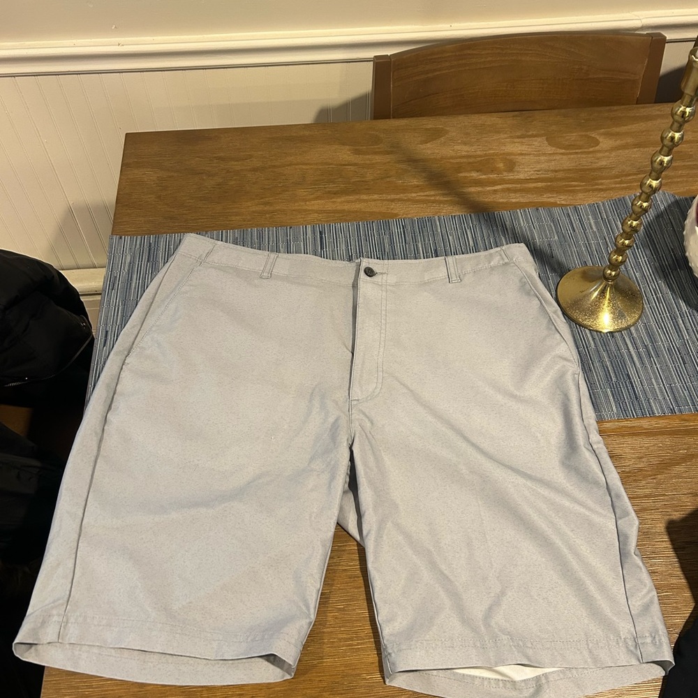 Light Gray Men's Golf Shorts